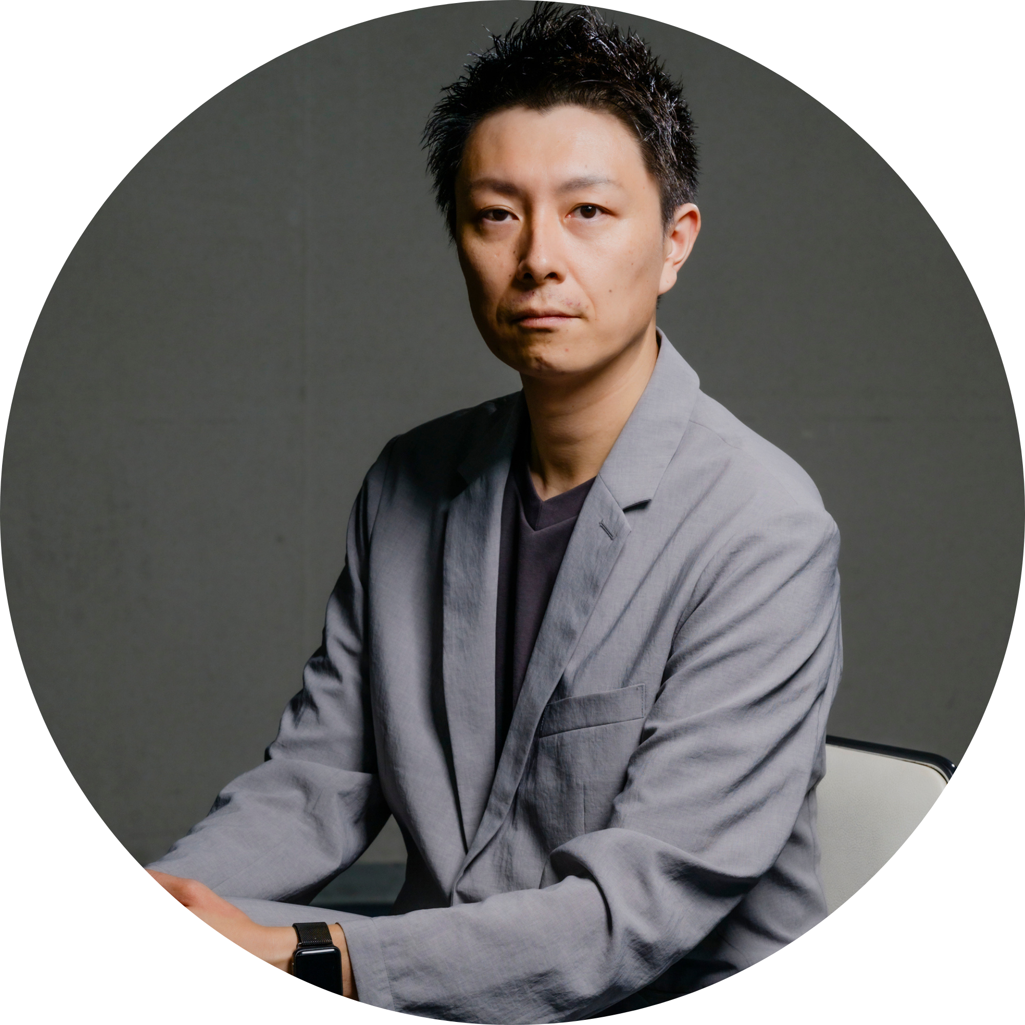 プロフィール(丸抜き)-1